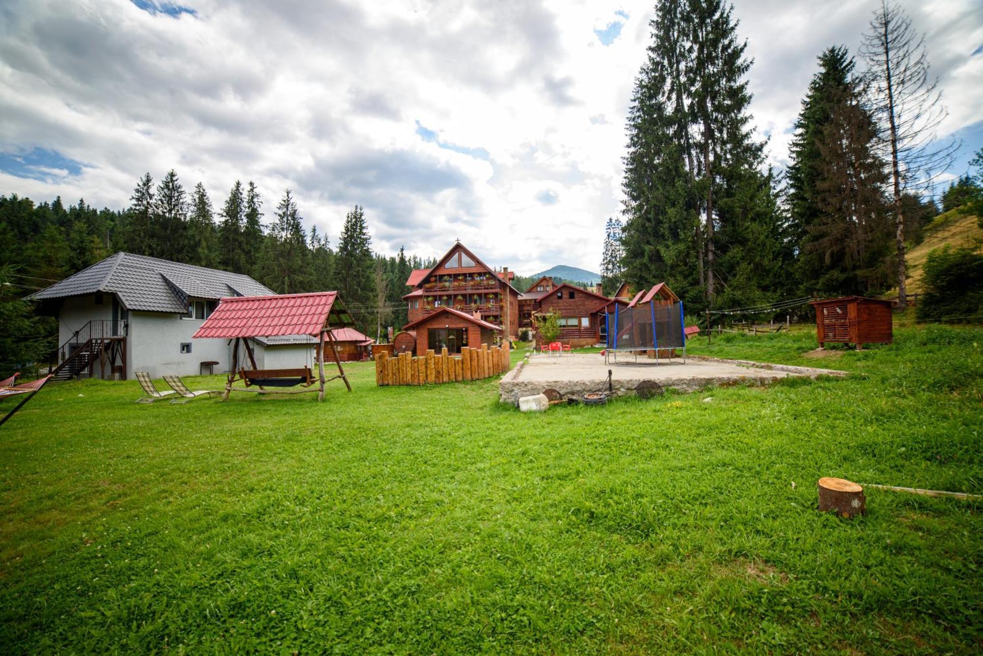 Отель Casa Binu Арьешени Экстерьер фото