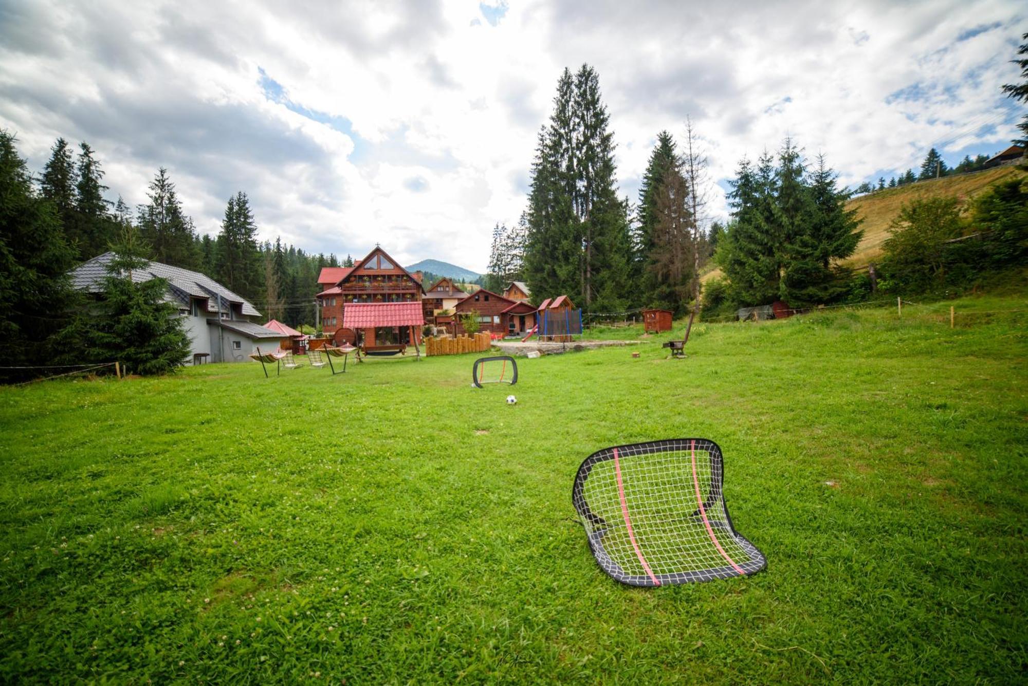 Отель Casa Binu Арьешени Экстерьер фото