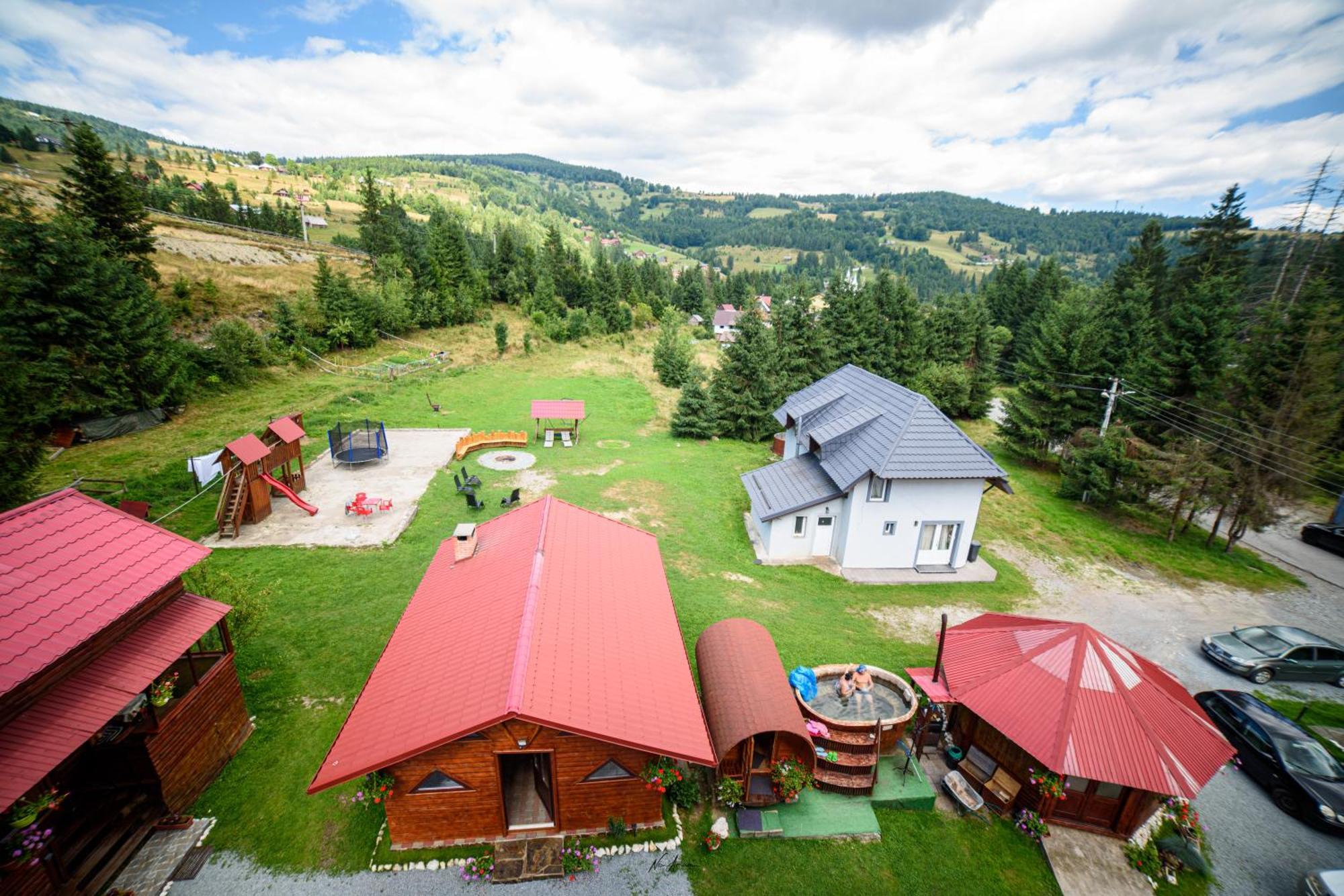 Отель Casa Binu Арьешени Экстерьер фото