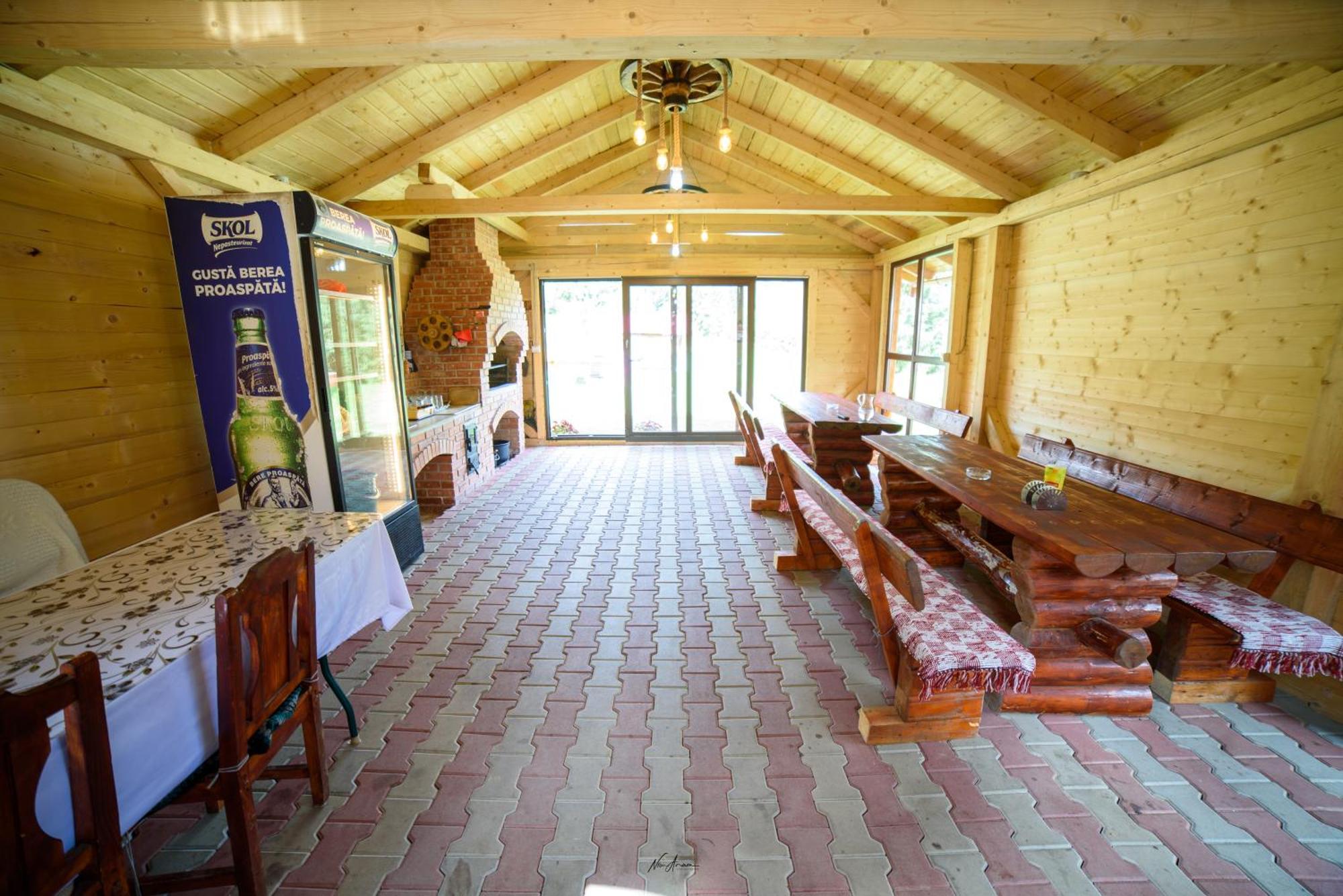 Отель Casa Binu Арьешени Экстерьер фото