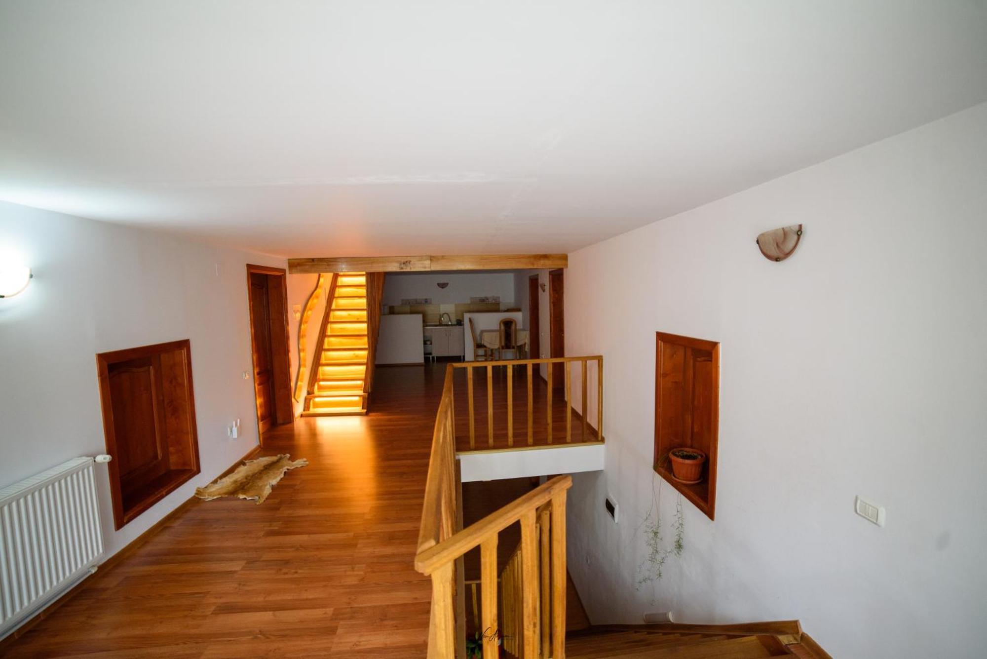 Отель Casa Binu Арьешени Экстерьер фото