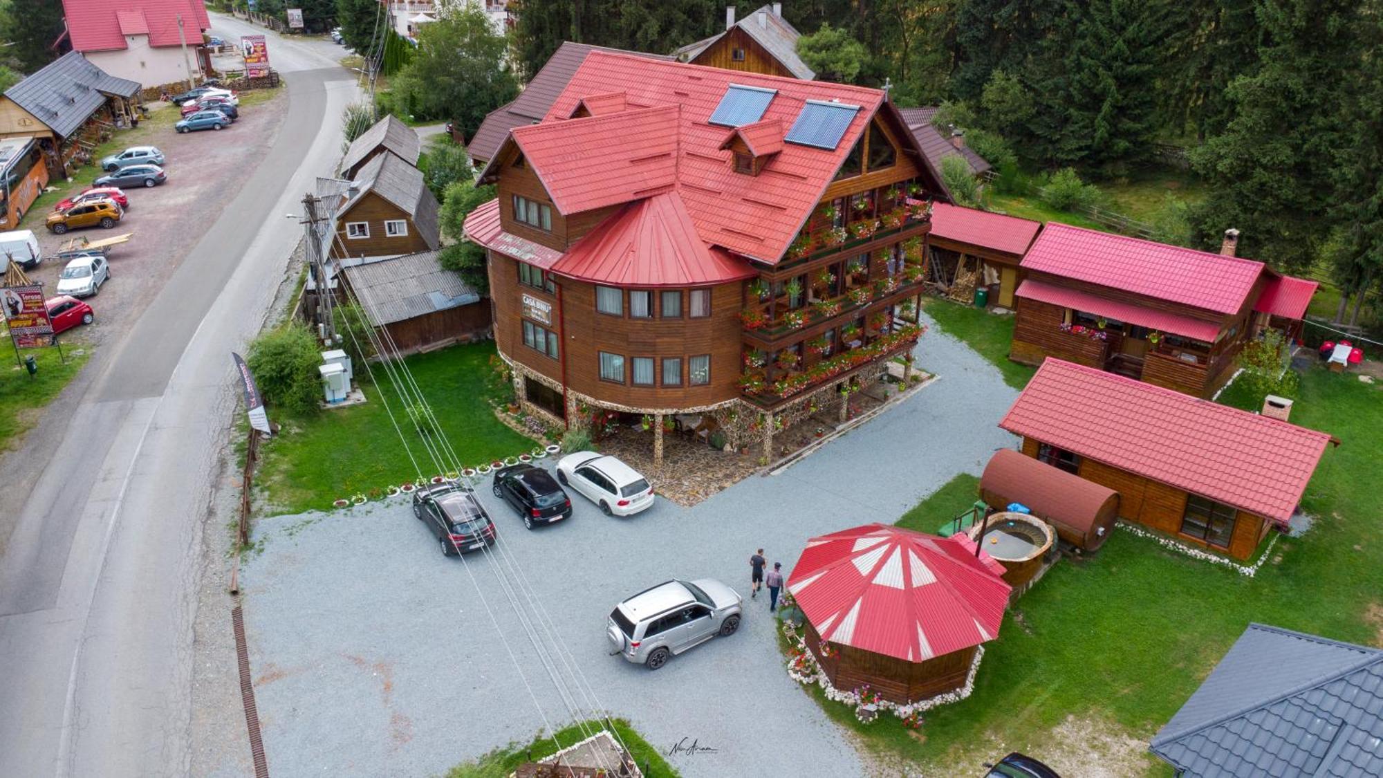 Отель Casa Binu Арьешени Экстерьер фото